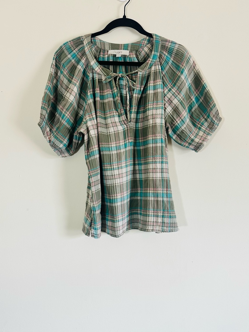 Loft plaid puff sleeve gauze tie front blouse size M